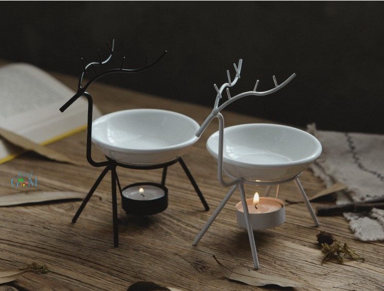 Bộ đèn khuếch tán tinh dầu bằng sắt decor độc đáo- hình hươu- đốt nến tealight