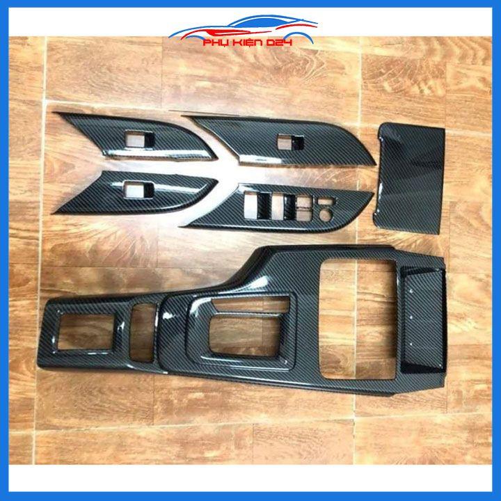 Ốp nội thất Fortuner 2017-2018-2019-2020-2021-2022 số tự động vân Cacbon ABS bảo vệ chống trầy xước và làm đẹp xe