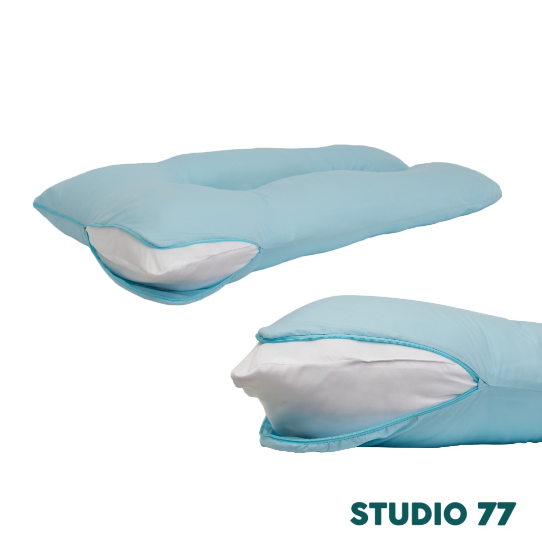 Gối bầu Studio 77 - Chữ U