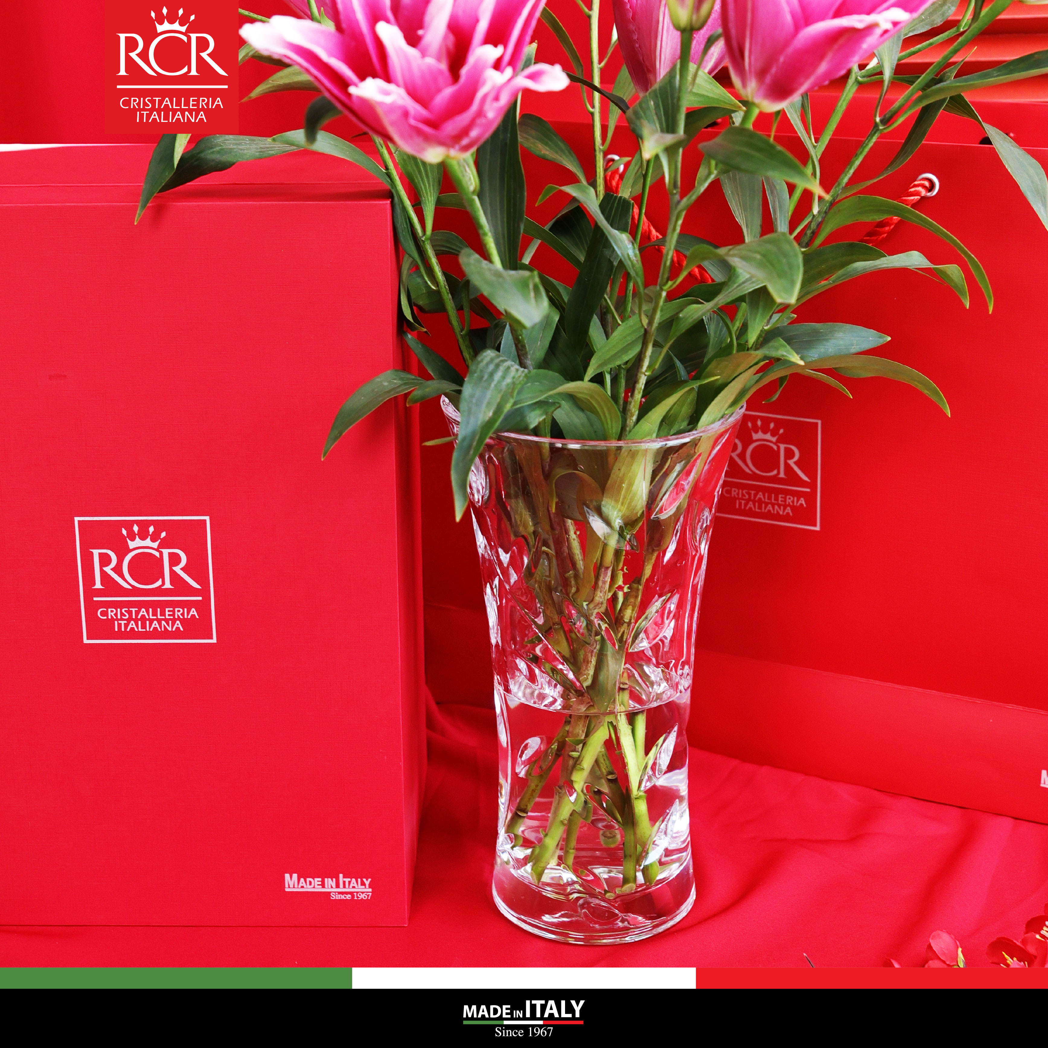 Bộ quà tặng RCR Ricco 01 Bình hoa Laurus 25cm