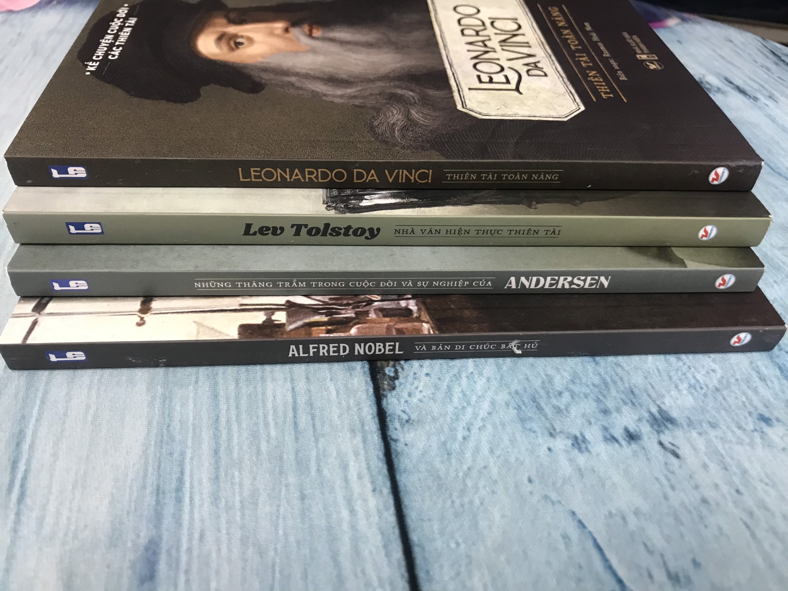Kể chuyện cuộc đời các thiên tài : LENARDO da VINCI - LEV TOLSTOY - ANDERSEN - ALFRED NOBEL