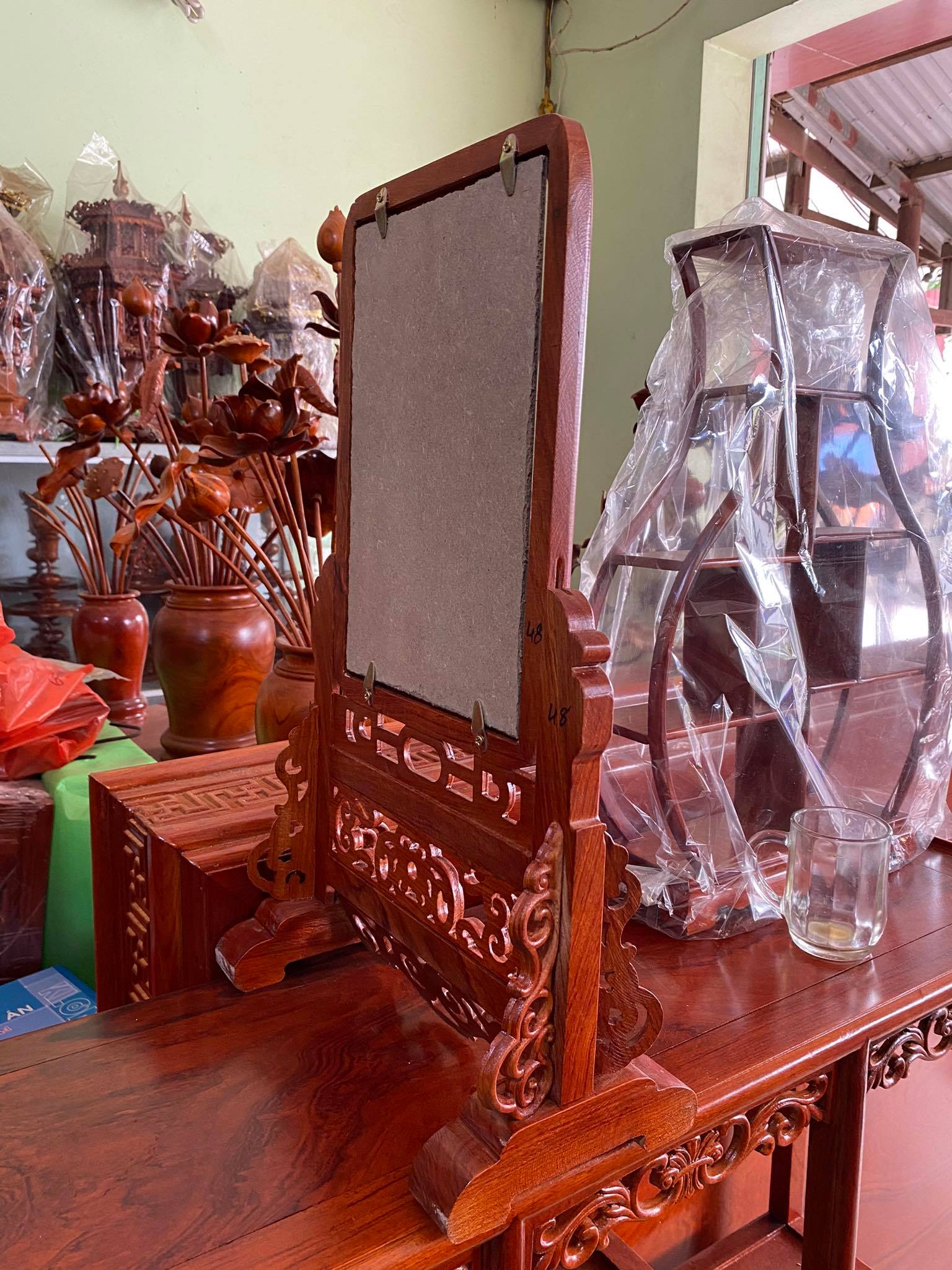 Khung ảnh thờ gỗ hương ta cực đẹp