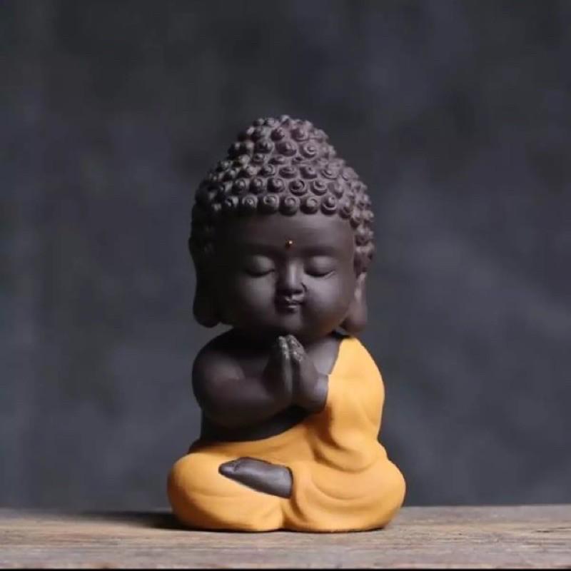 Tượng A Di Đà áo vàng gốm tử sa kèm chuỗi tràng hạt tuyệt đẹp