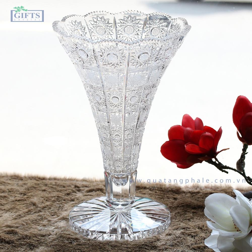 Bình hoa pha lê mài Bohemia Tiệp khắc 30cm