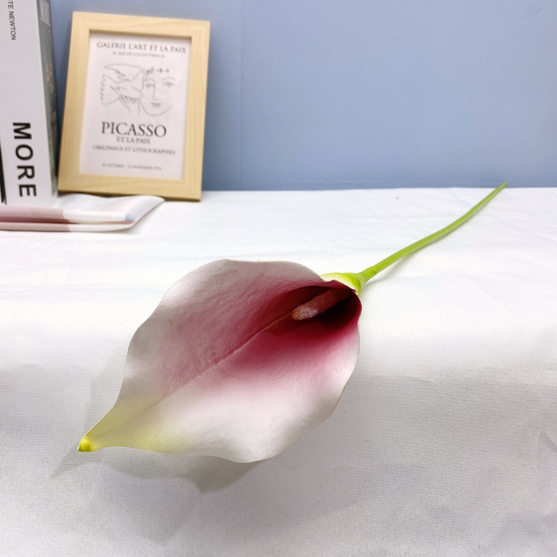 Cành hoa cali lily giả sang trọng trang trí nhà cửa cao 65cm, bông lớn bằng cao su, phù hợp cắm bình cao