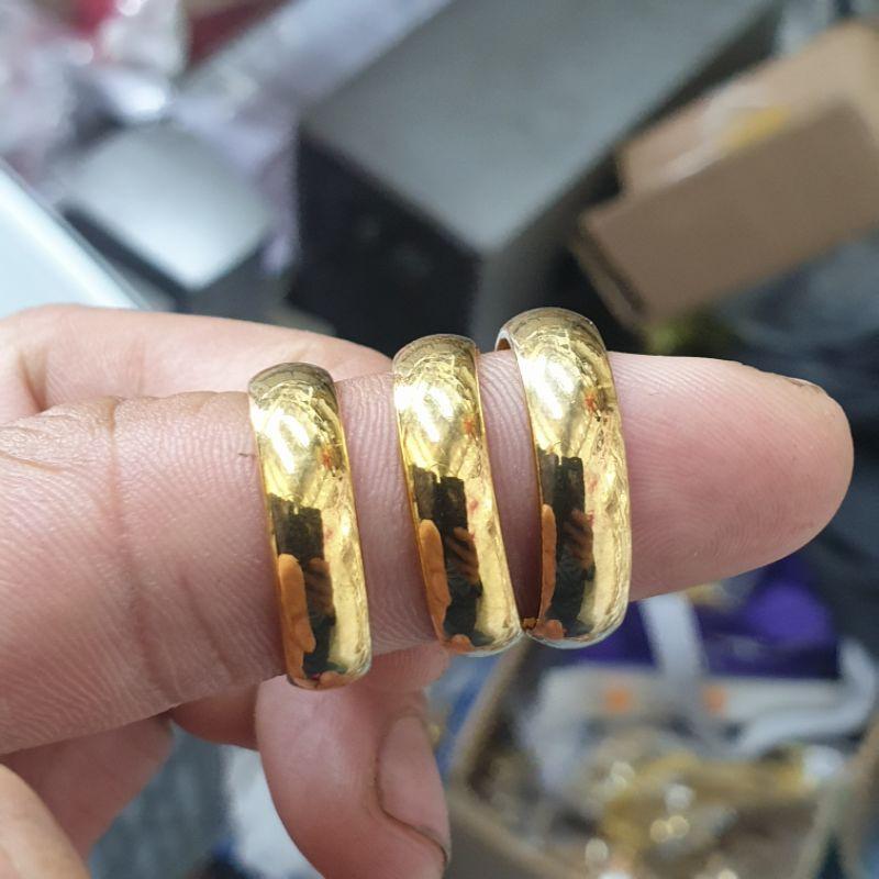 Nhẫn khâu vàng titanium cao cấp- Dùng lâu dài tắm rửa không đen