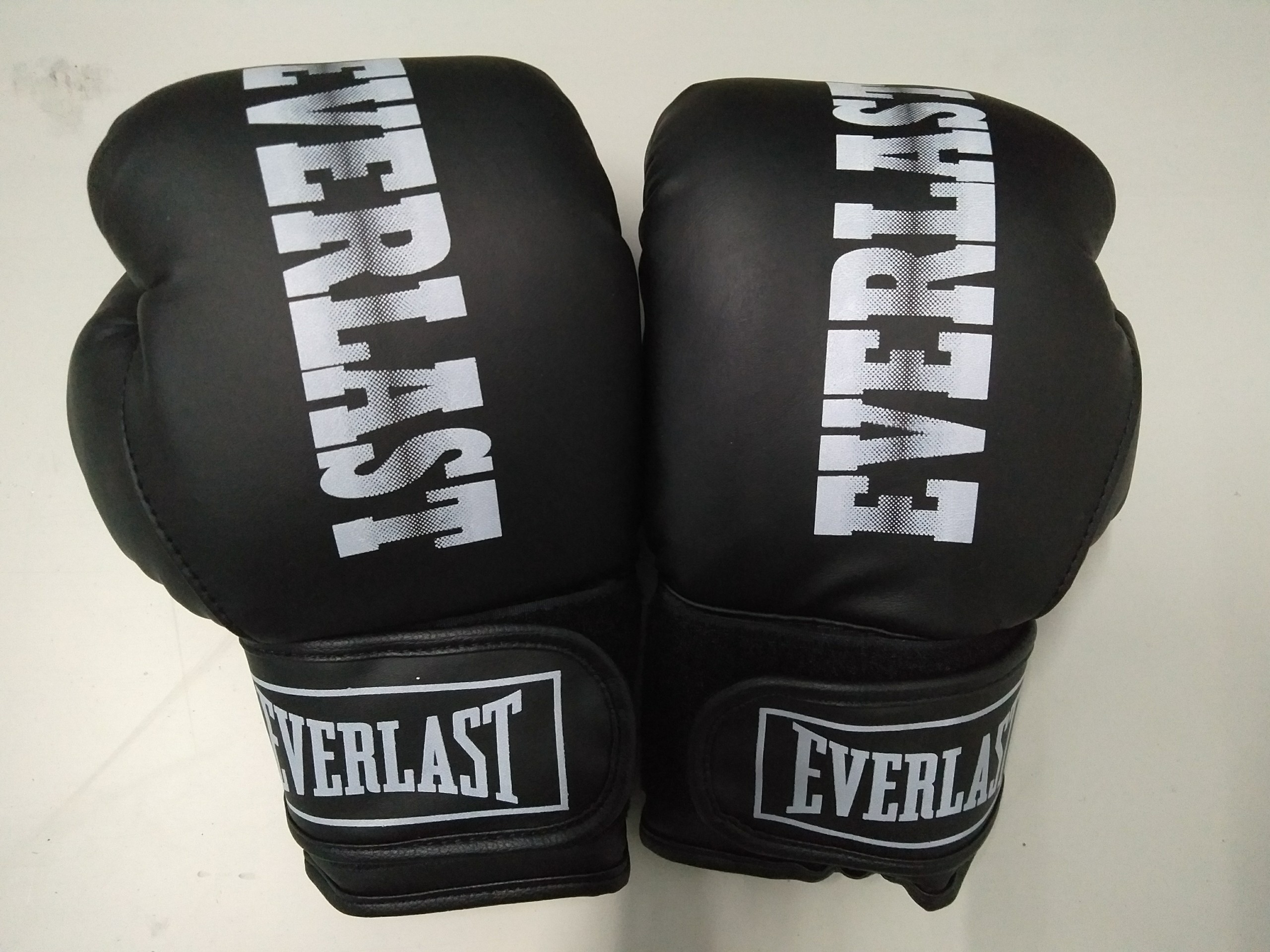 Găng Boxing Giá Sỉ