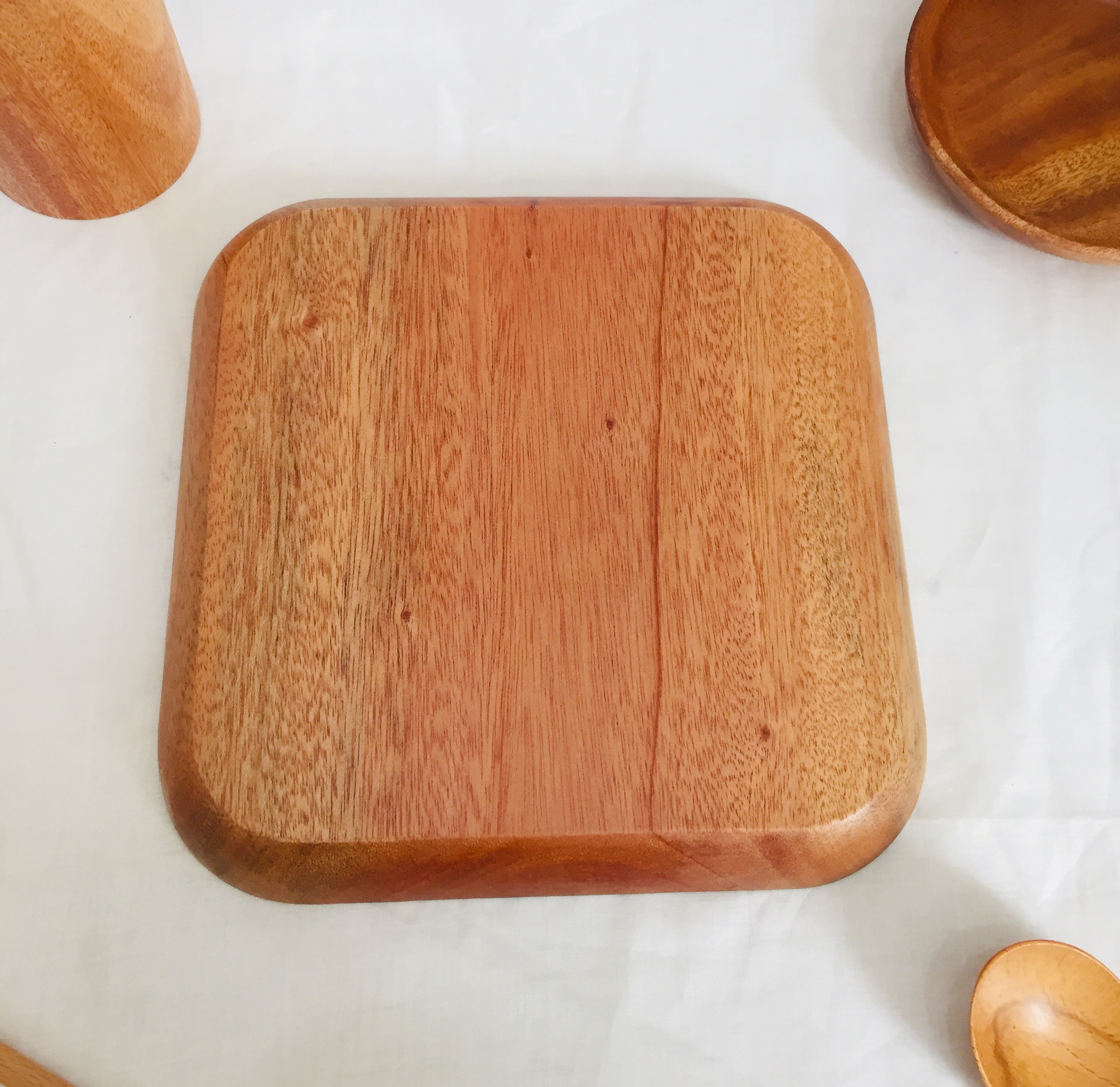 DĨA VUÔNG GỖ XÀ CỪ THANH TÚ 20CM