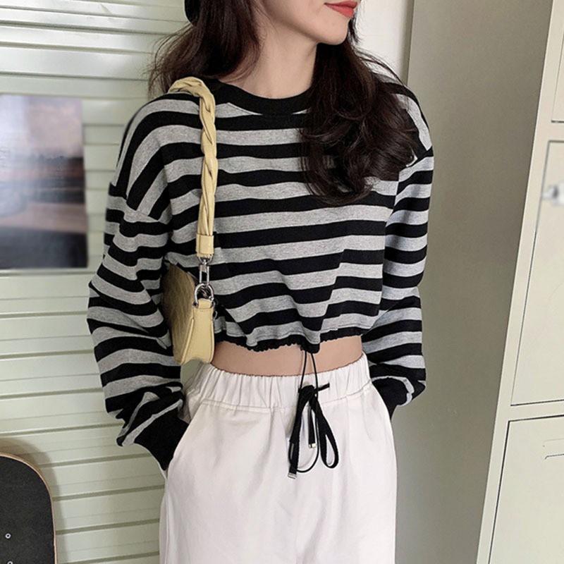 Áo Croptop Dài Tay Dáng Rộng Họa Tiết Kẻ Sọc Phong Cách Thoải Mái