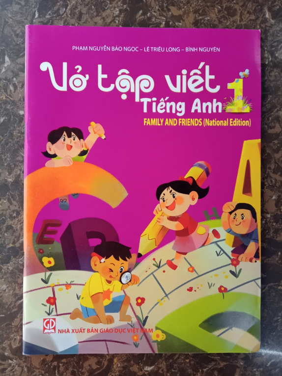 Sách - Vở tập viết Tiếng Anh 1 Family and friends (National Edition)