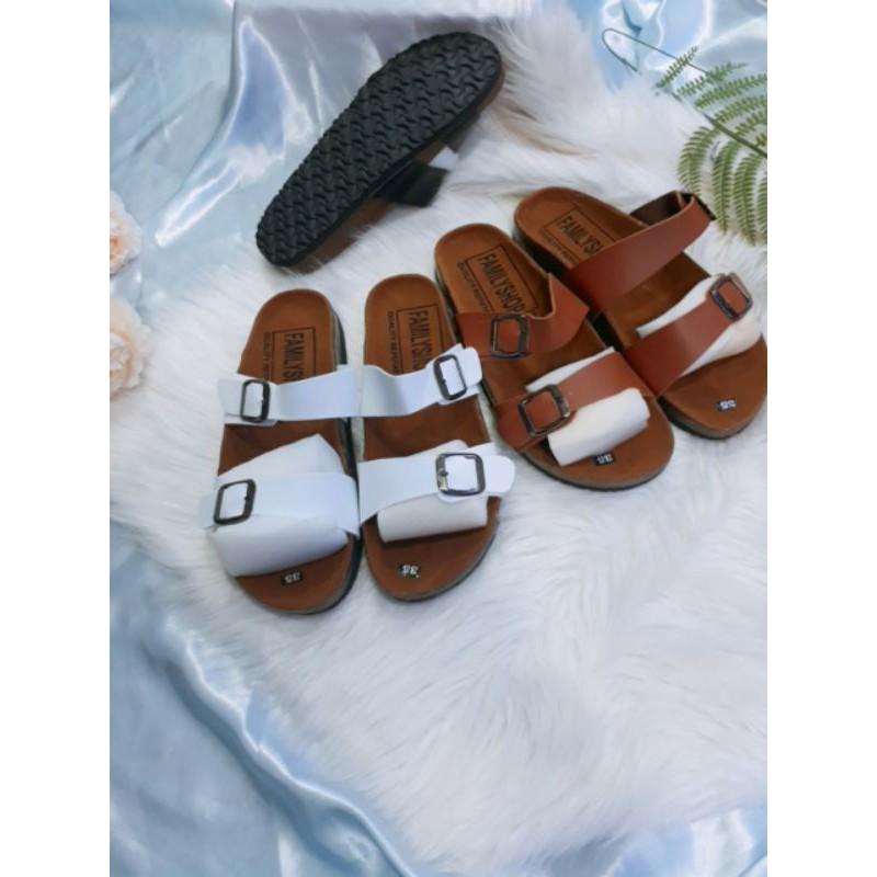 Dép nữ hai quai khóa mới