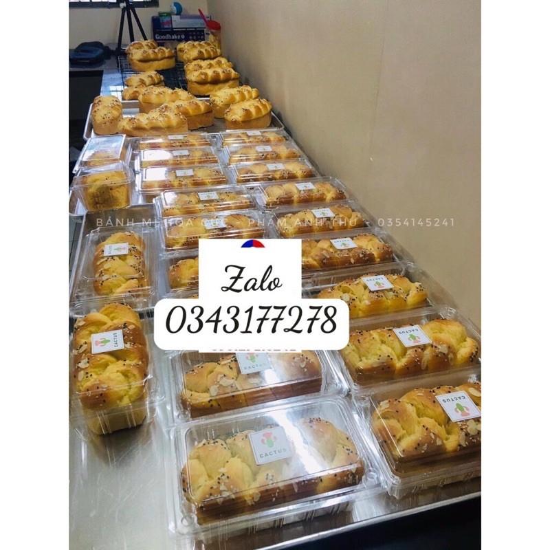 50 Hộp nhựa đựng bánh mì hoa cúc