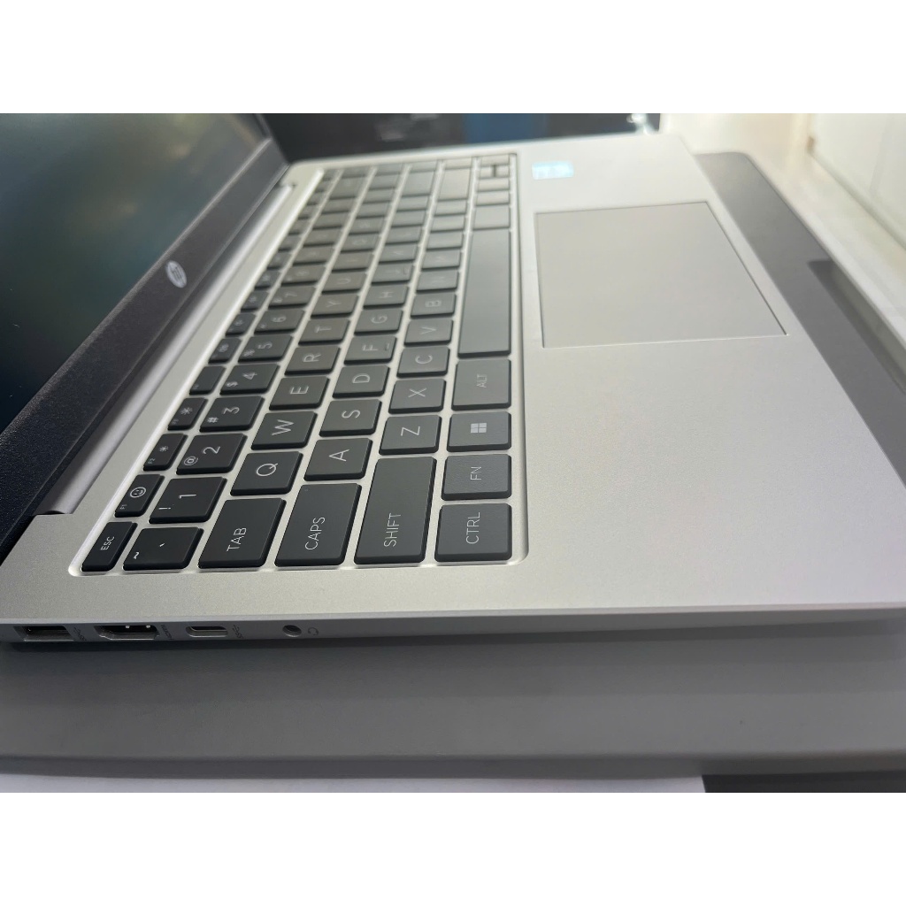 Laptop HP 240 14 inch G10 Notebook PC (9H2E3PT) -  i5 1335U | RAM 8GB | SSD 512GB | Windows 11 Home - Hàng chính hãng