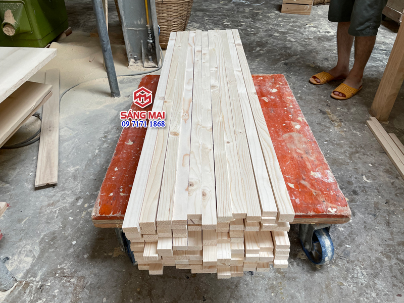 [MS68] Thanh gỗ thông 3cm x 1,5cm x dài 120cm + láng mịn 4 mặt