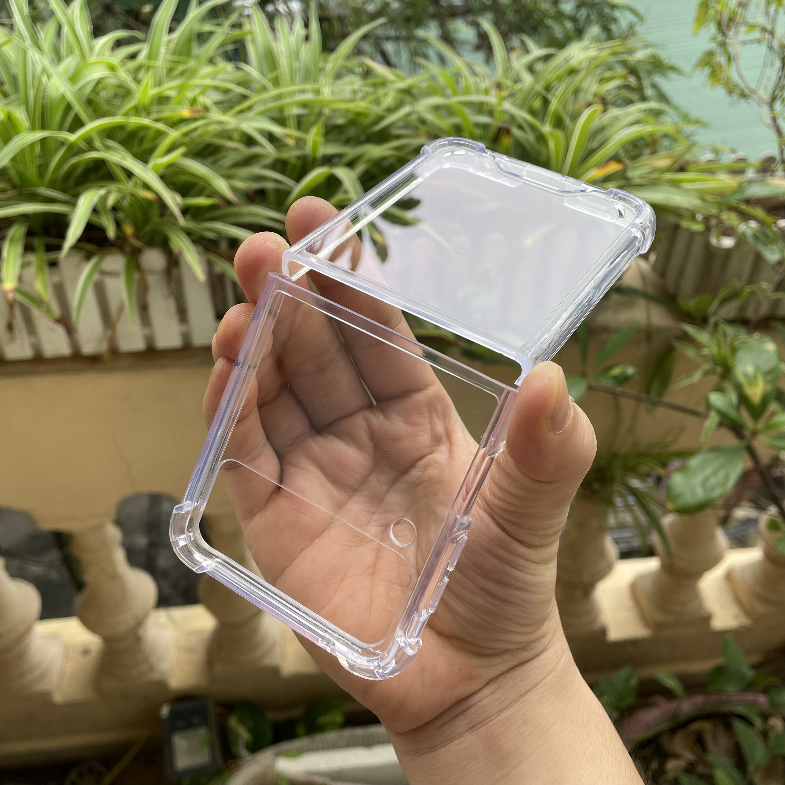 Ốp lưng dẻo cho  Samsung Galaxy Z Flip 3 trong suốt, chống sốc 4 góc