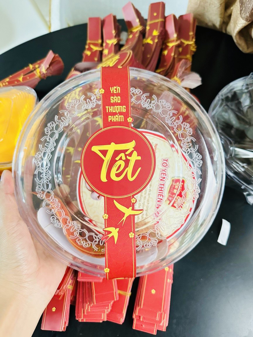 Tem tết dán hộp