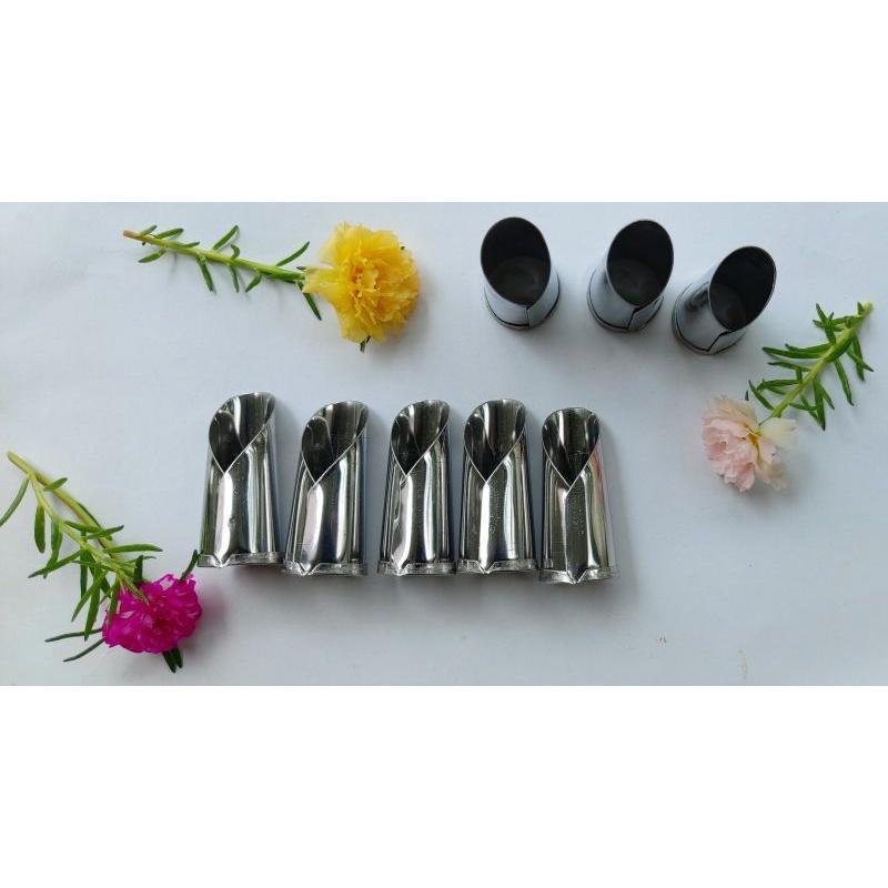 Móng Tay Lột Tôm, Ngón Tay Sắc.
