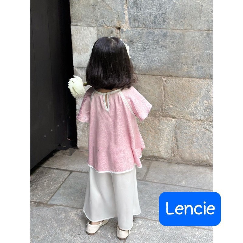 Bộ bà ba cho bé gái đính nơ đi chơi biểu diễn đẹp từ 12-40kg chất lụa mềm mát