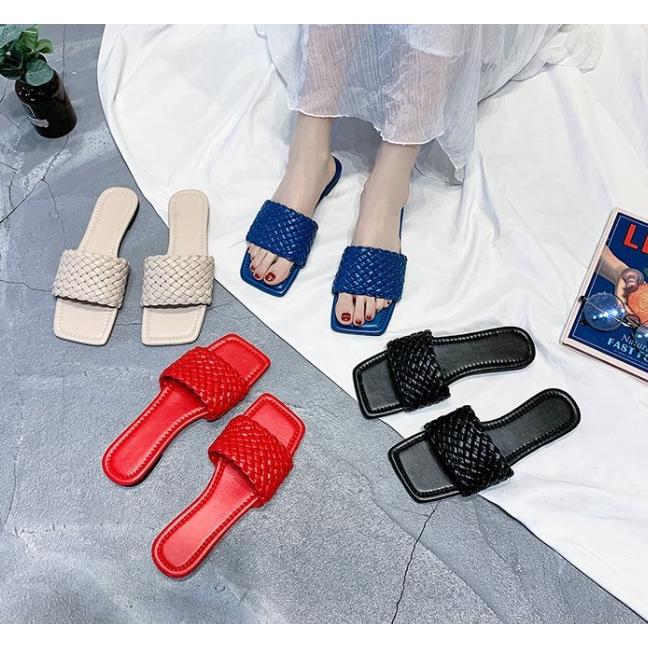 Dép Đế Bằng Thiết Kế Xinh Xắn Thời Trang Cho Nữ