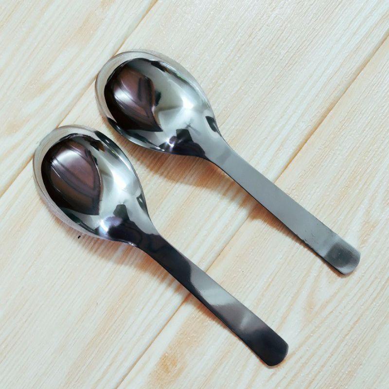 Thìa inox cao cấp dày dặn sáng bóng dài 16.5cm