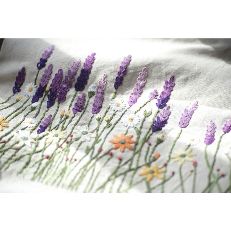 TÚI TOTE VẢI LINEN THÊU TAY HỌA TIẾT HOA LAVENDER CÓ KHÓA KÉO