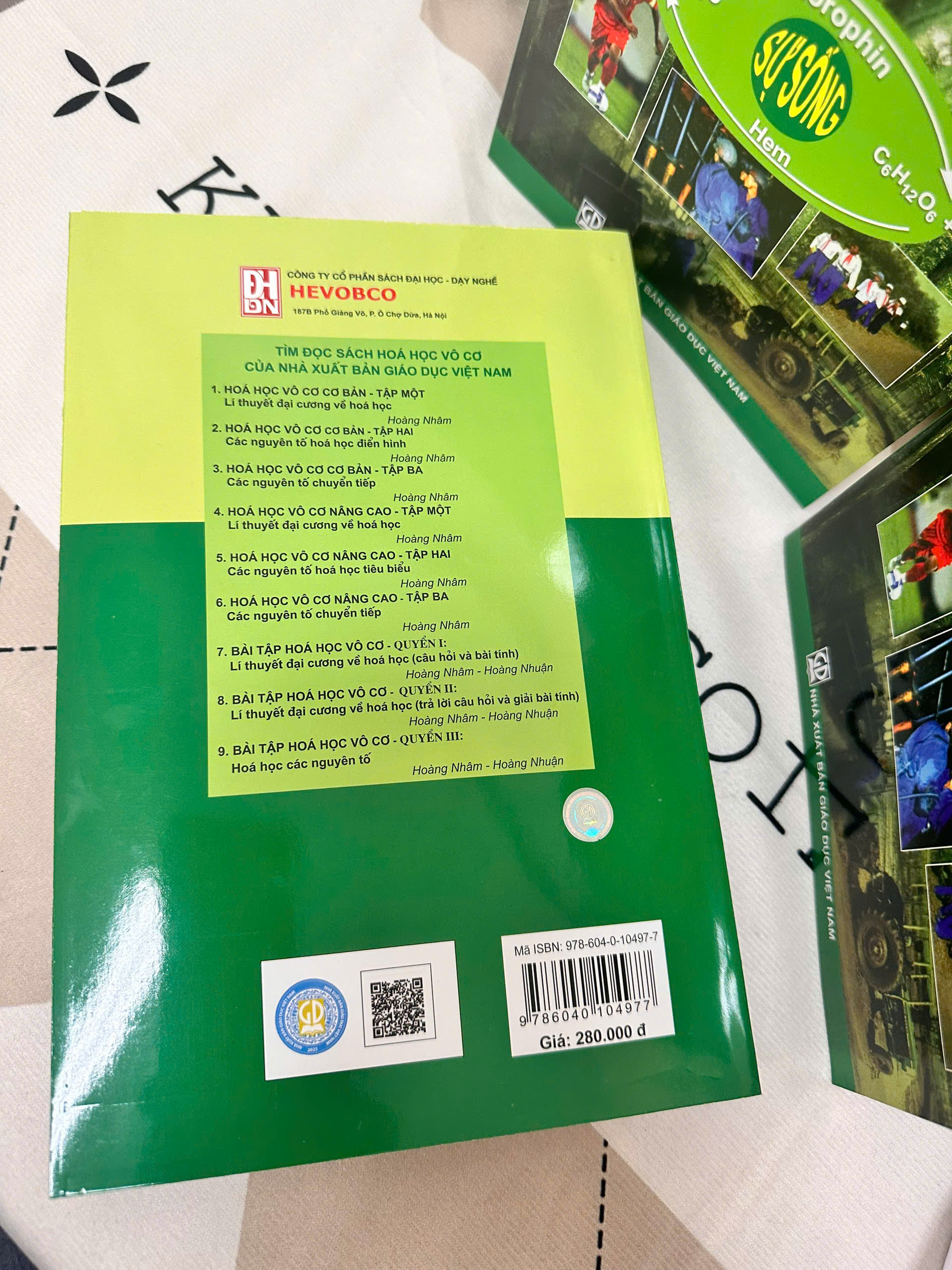 Hóa học vô cơ nâng cao tập 1- Lý thuyết đại cương về Hóa học - ảnh 3