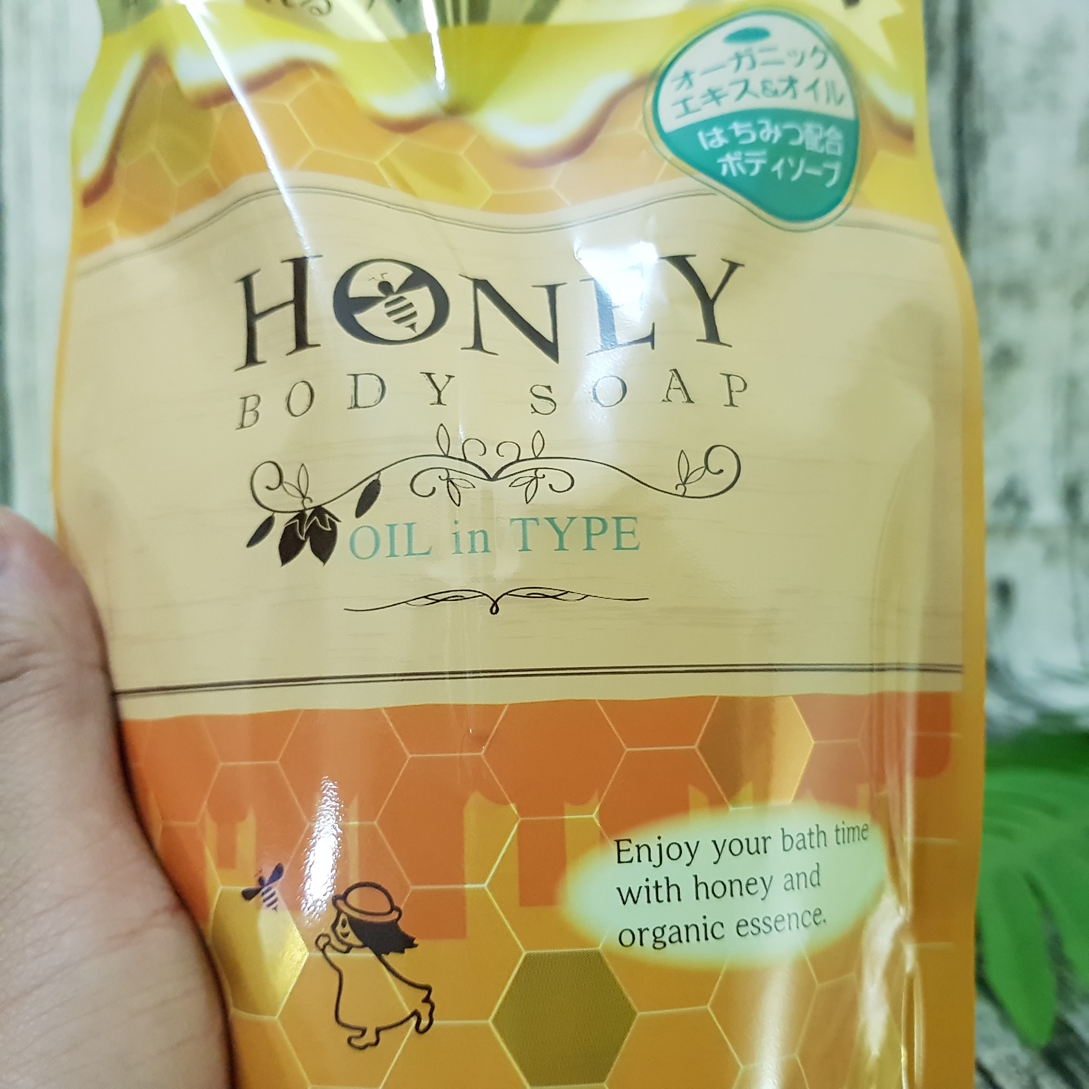 Sữa tắm trắng Nhật Bản Dạng túi Honey Oil in Type 400ml