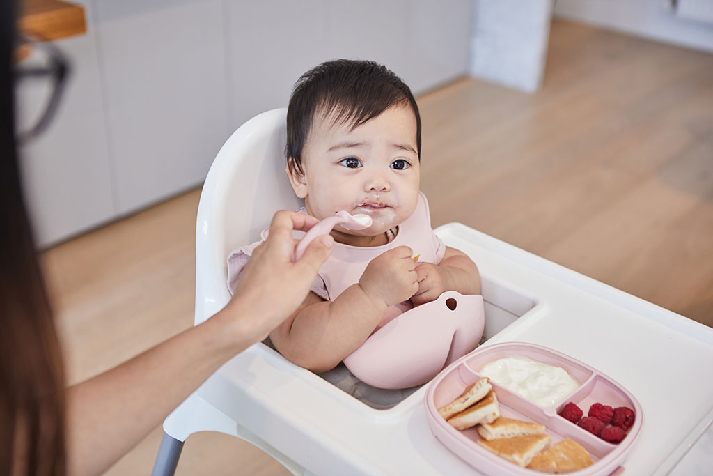 b.box Khay ăn dặm 2 trong 1 cho bé có đế hít chống trơn an toàn và tiện lợi
