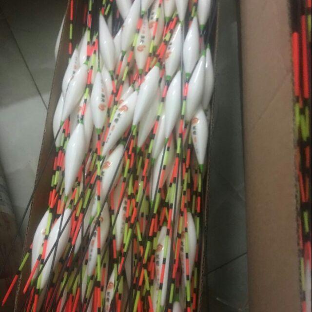 Phao câu đài trắng sứ