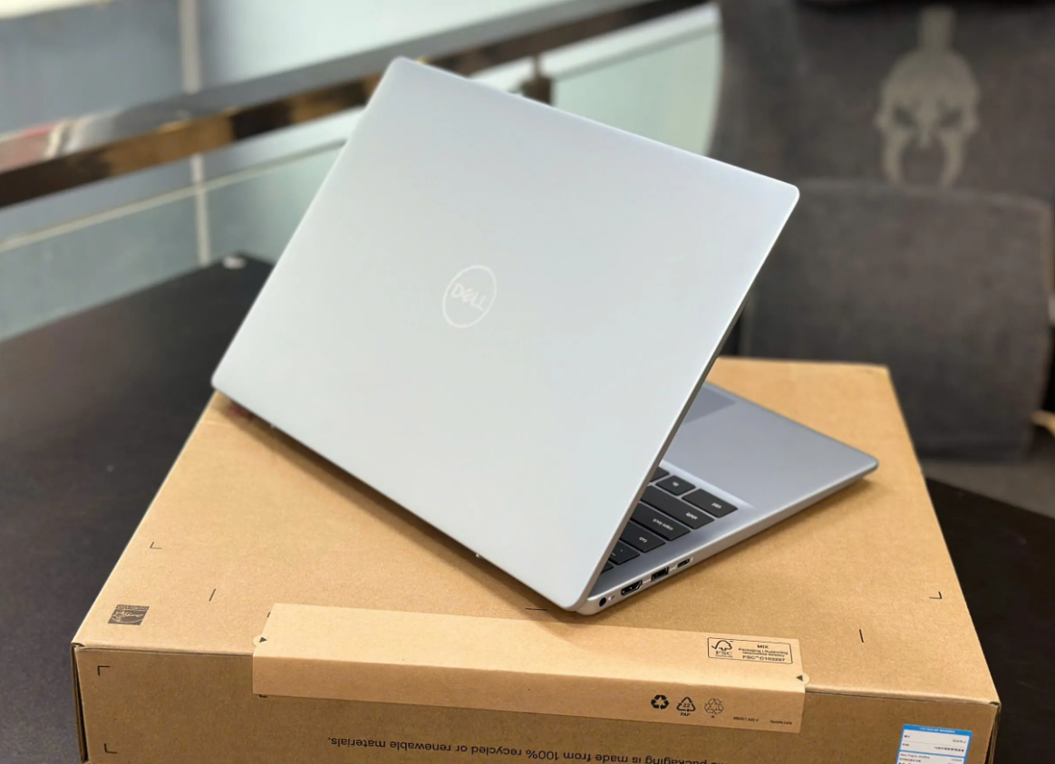 Dell Inspiron 14 Plus 7440 - Intel Core i5-12450H  Ram 16GB  SSD 512GB 14 inch FullHD + 250nits  Iced Blue - Hàng Chính Hãng
