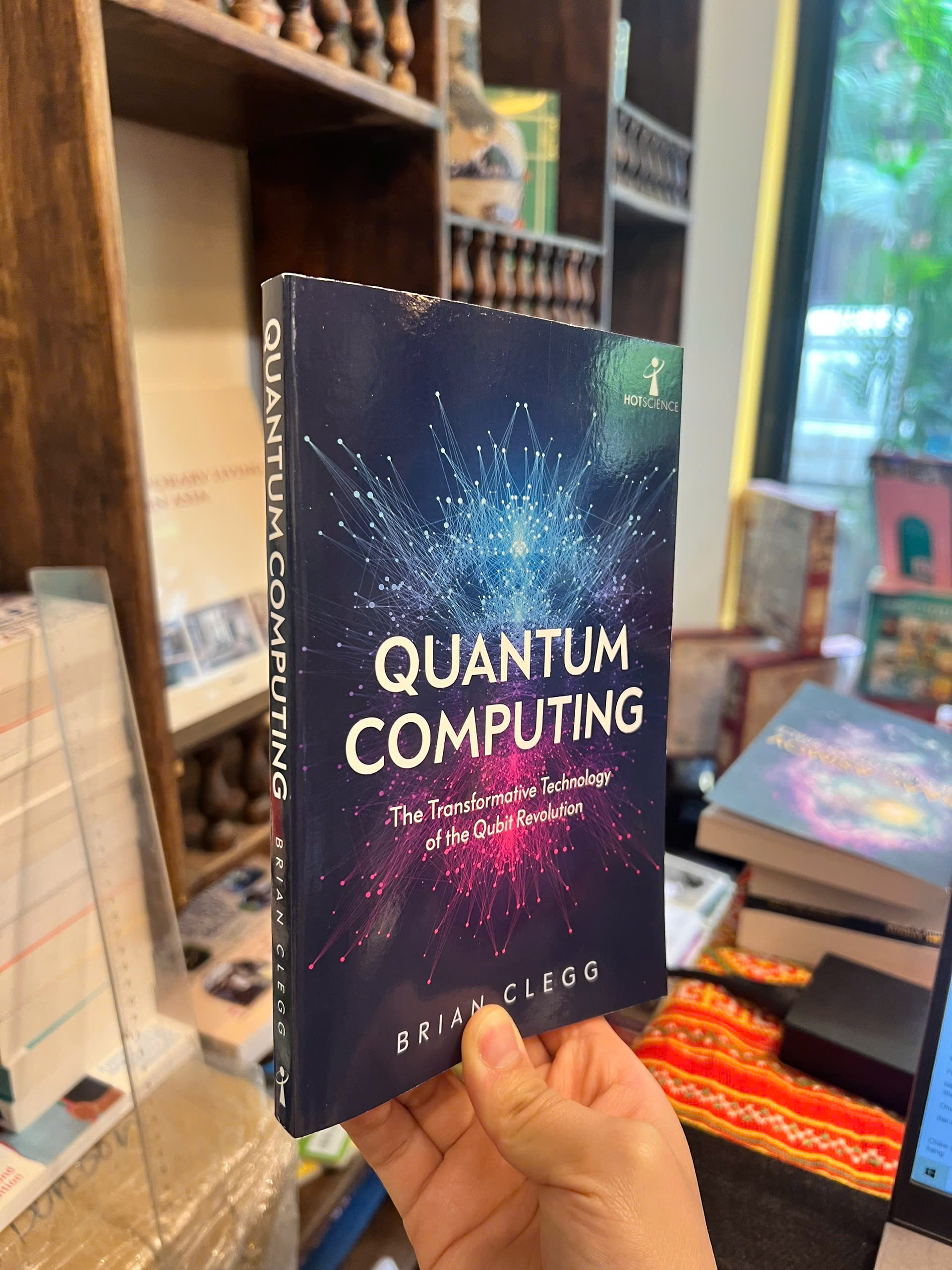 Sách - Quantum Computing: The Transformative Technology of the Qubit Revolution | Sci-Fi Science
