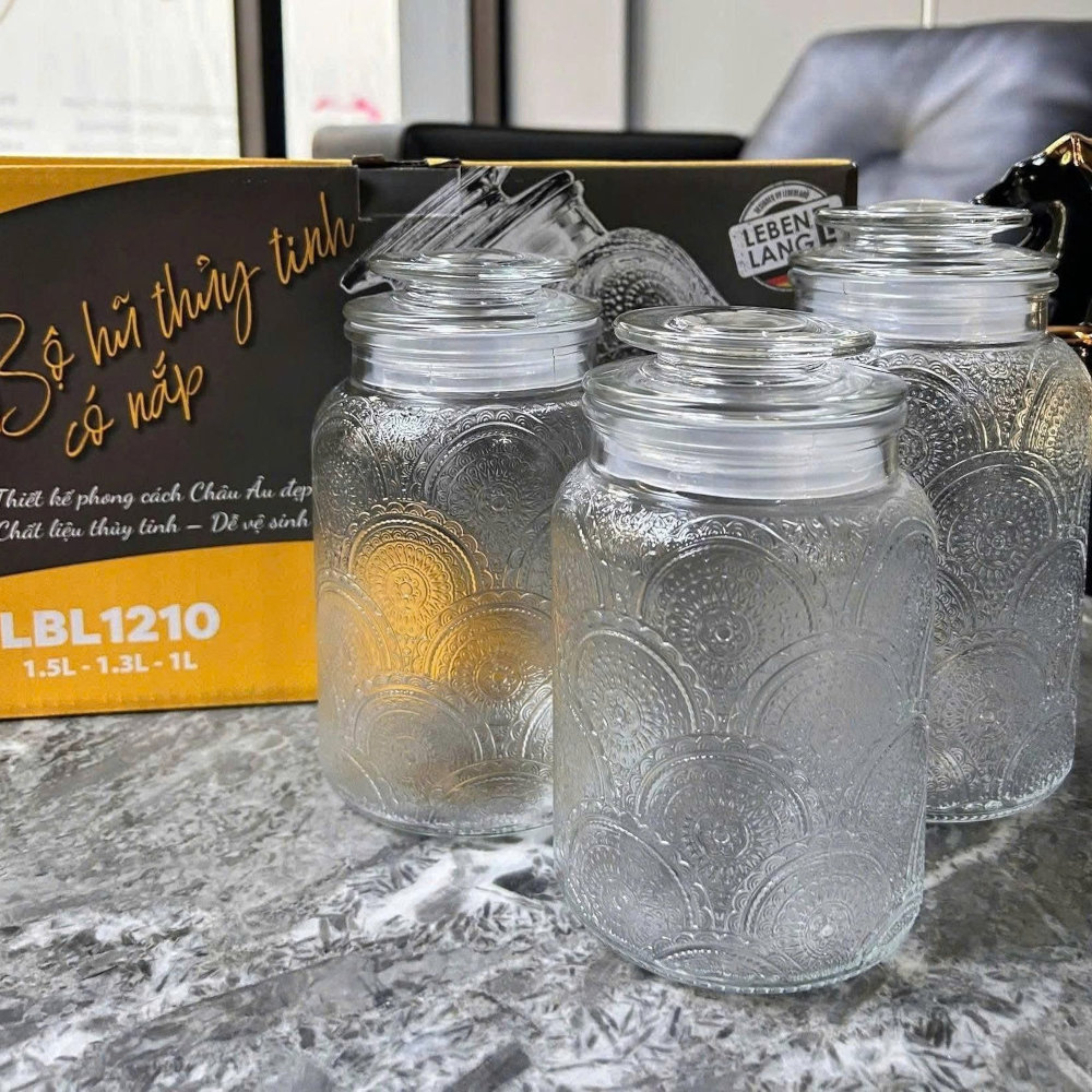 Bộ 3 Hũ Thủy Tinh Đựng Thực Phẩm Lê Bên Làng LBL1210, Nắp Kín, Hoa Văn, Dung Tích 1L, 1.3L, 1.5L