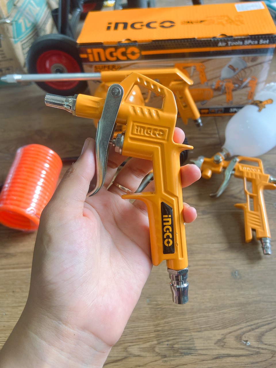 Bộ 5 công cụ dùng khí ingco AKT0053-3