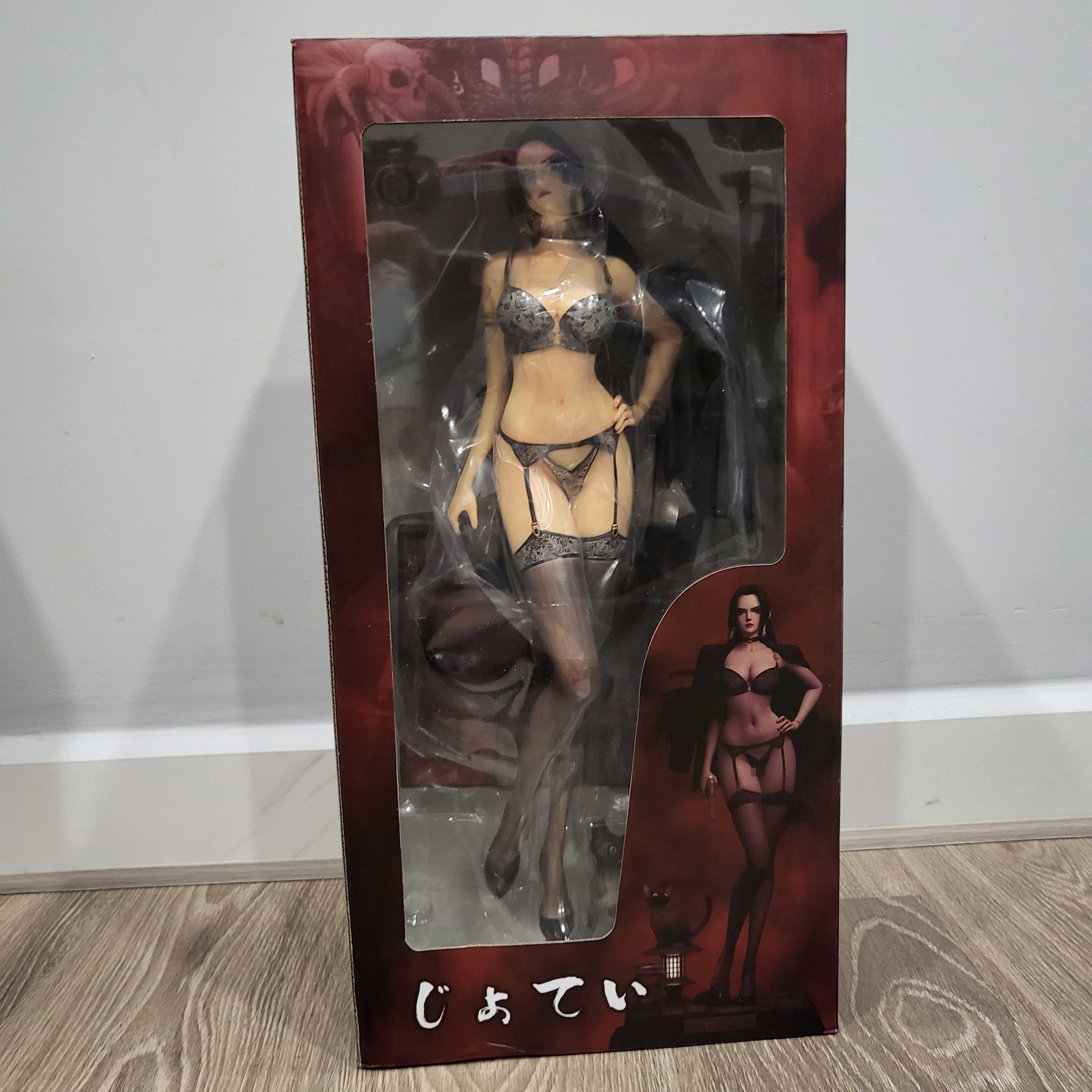 Mô hình Boa Hancock quý phái 50 cm - One Piece