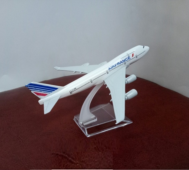 Mô hình máy bay tĩnh B747 Air France 16cm