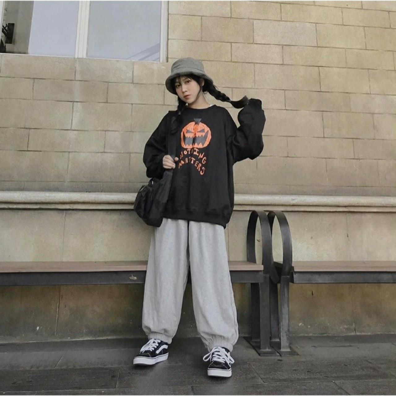 Quần jogger nữ, quần jogger bo gấu trơn vải thun da cá 2 màu