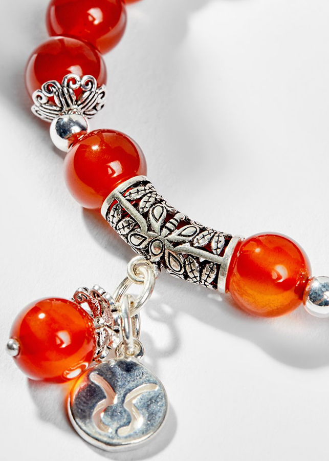 Vòng Tay Phong Thủy Nữ Đá Mã Não Đỏ Phối Charm Cung Hoàng Đạo Kim Ngưu Mệnh Hỏa, Thổ Ngọc Quý Gemstones