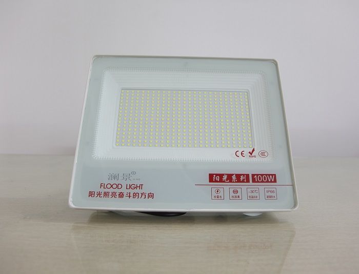 Đèn Led pha 100w siêu sáng, đèn chiếu sáng sân vườn hàng chính hãng