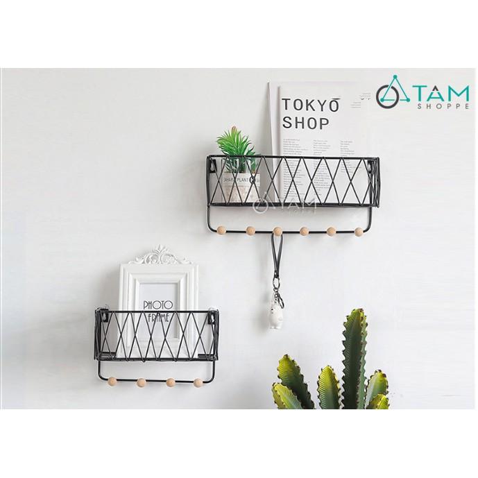 Kệ sắt treo tường trang trí có móc treo số 22