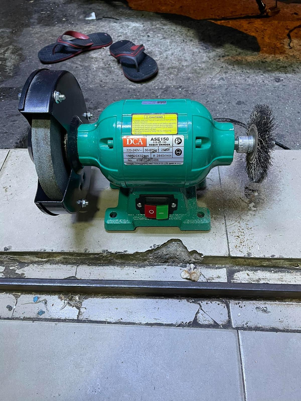 MÁY MÀI HAI ĐẦU 250W DCA ASE150 - HÀNG CHÍNH HÃNG