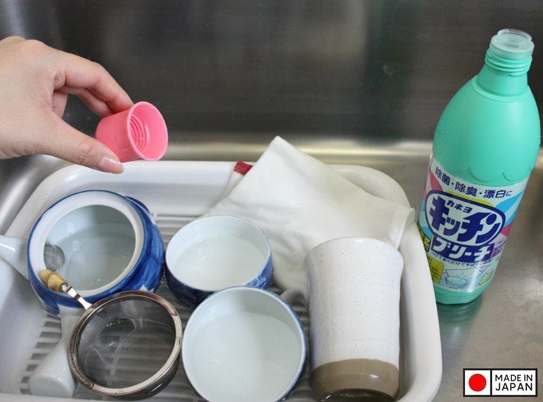 Nước tẩy đa năng nhà bếp Mitsuei Bleach 600ml