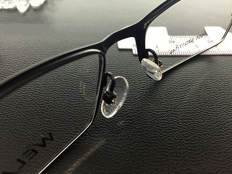 Combo 3 cặp đệm mắt kính bằng slicone, đệm mũi kính chống trượt PK3