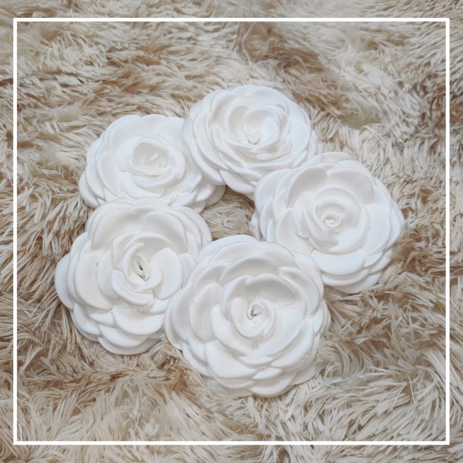 Hoa vải cài áo cao cấp hàng handmade áo dài, đầm kiểu siêu đẹp