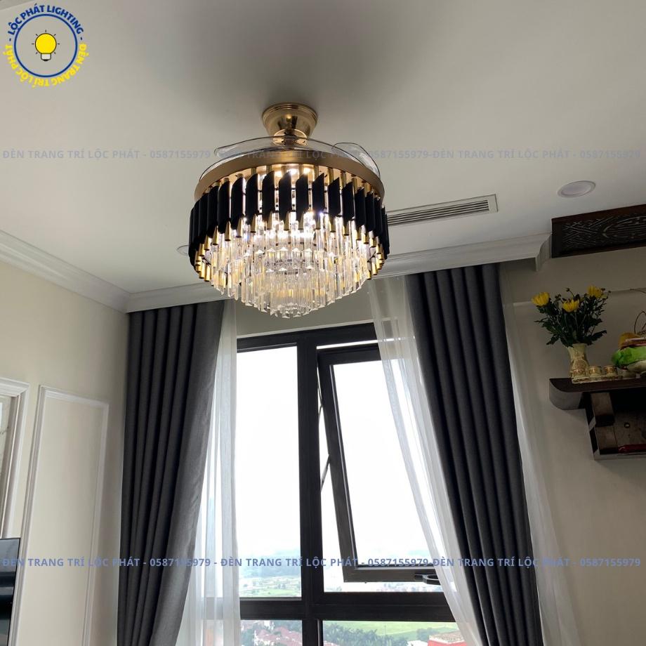 Quạt Trần Đèn Pha Lê Vàng Đen Cánh Cụp Cánh Xòe Trang Trí Phòng Khách