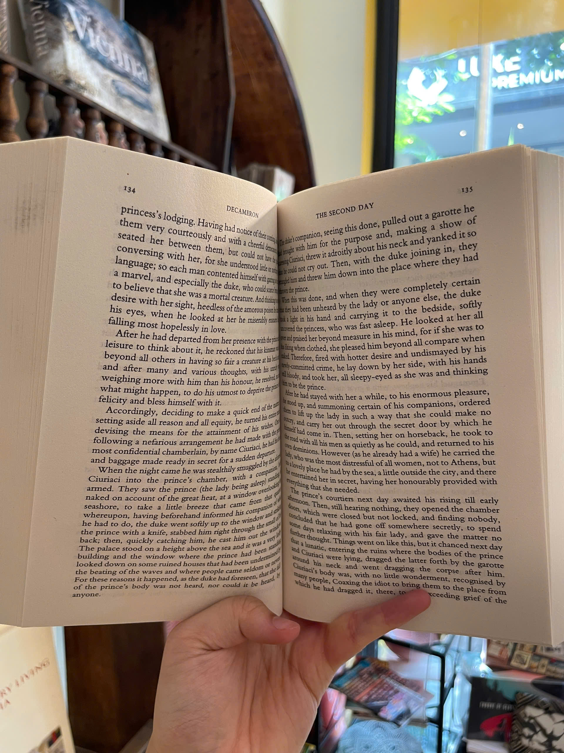 Sách - Decameron by Giovanni Boccaccio - Classics/Fiction/Short Stories book in English