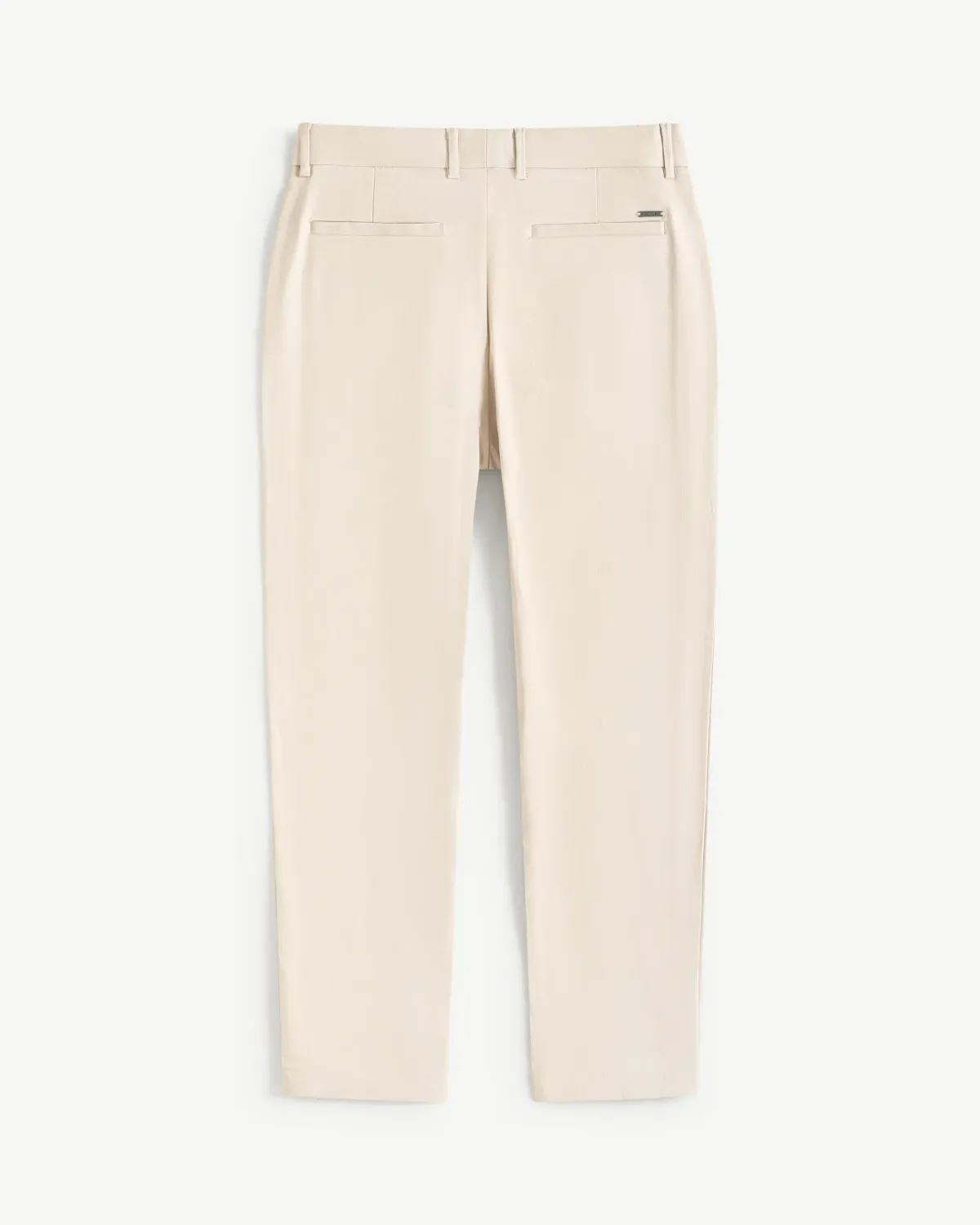 Quần kaki nam đính nhãn kim loại Form Slim cropped - ROUTINE 10S25PCA002