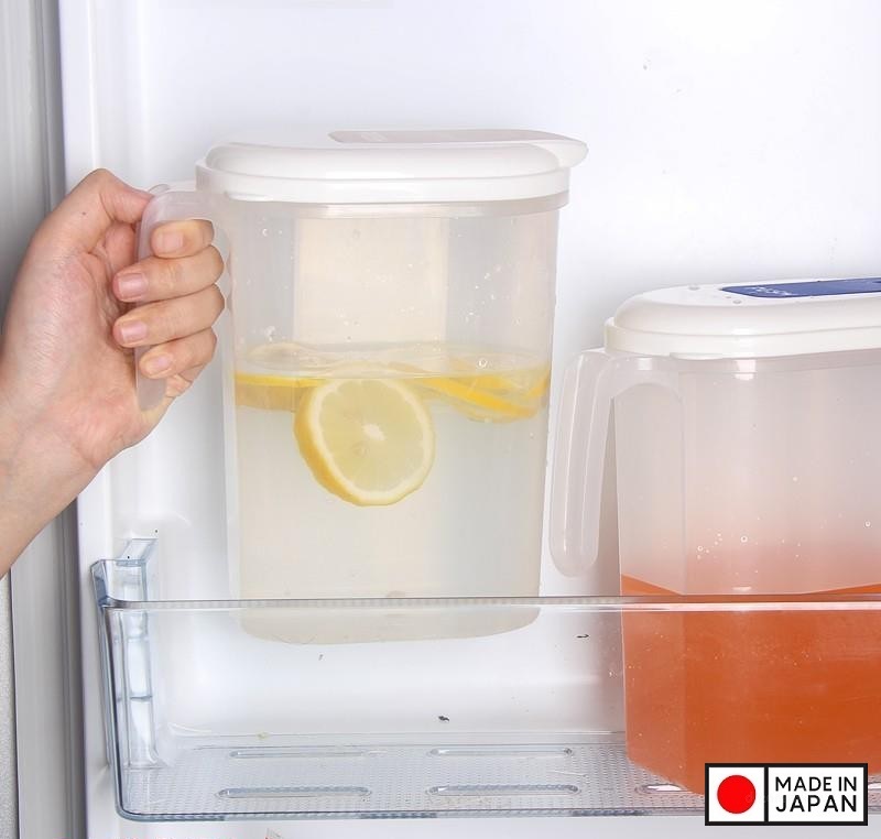 Set 02 bình nước nắp bật Yamada 1,8 lít, được làm từ nhựa PP cao cấp, không sản sinh ra các hoạt chất gây hại trong quá trình sử dụng - nội địa Nhật Bản