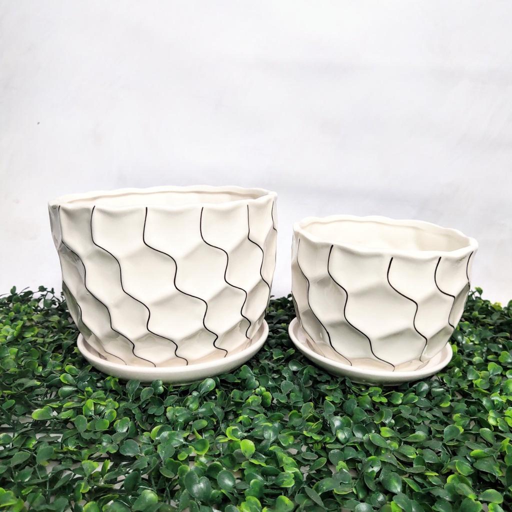 Combo các sản phẩm chậu trồng cây, sỏi, phụ kiện do khách chọn