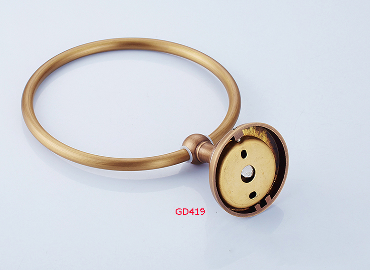 Giá treo đồ nhà tắm hình tròn đồng cao cấp GD419