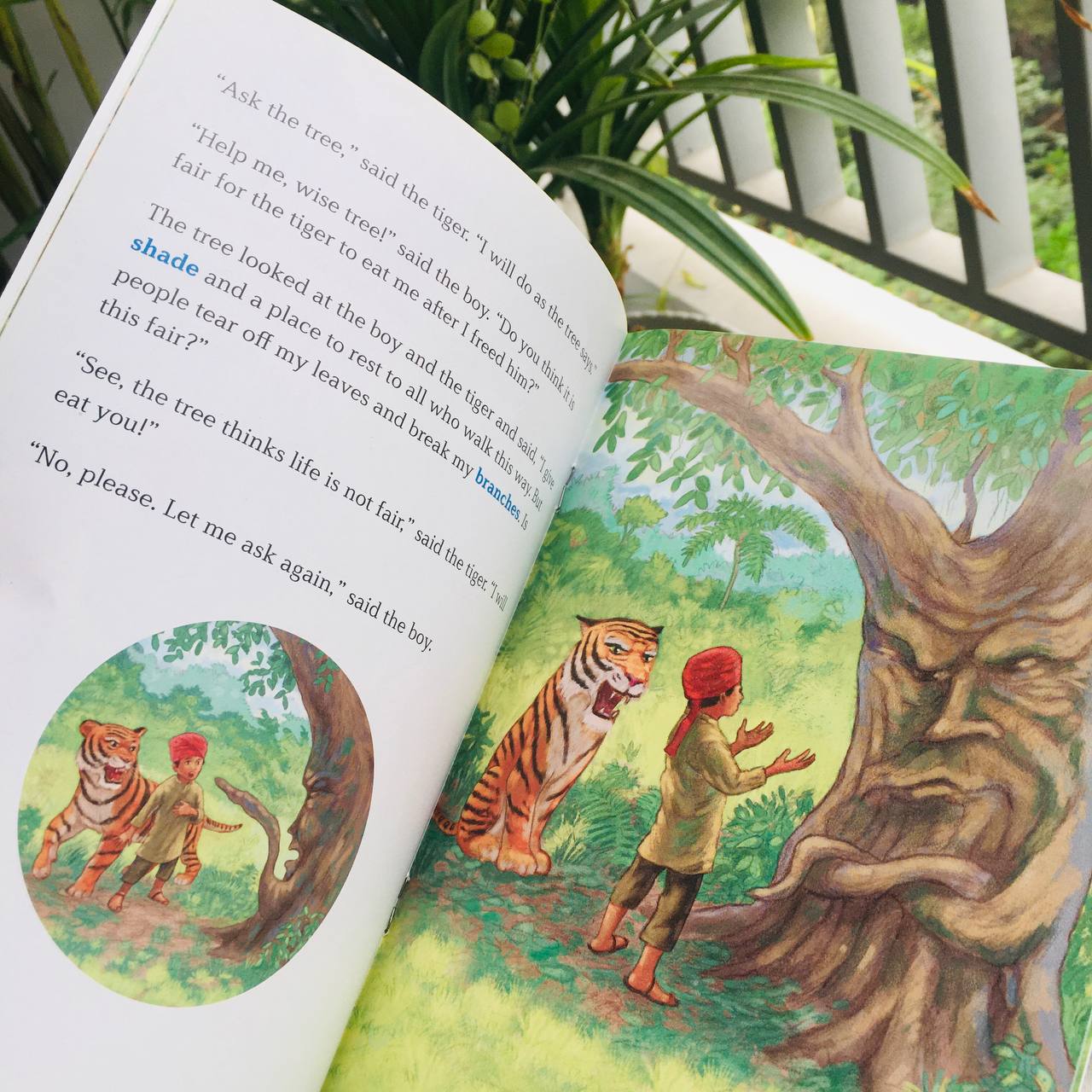 The Tiger, the Boy, and the Jackal - Leveled Reader with Downloadable Audio Free - Sách chuẩn nhập khẩu từ NXB Compass
